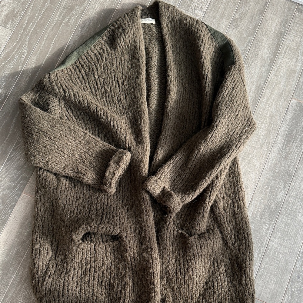American Vintage Brown Cardigan Sweater